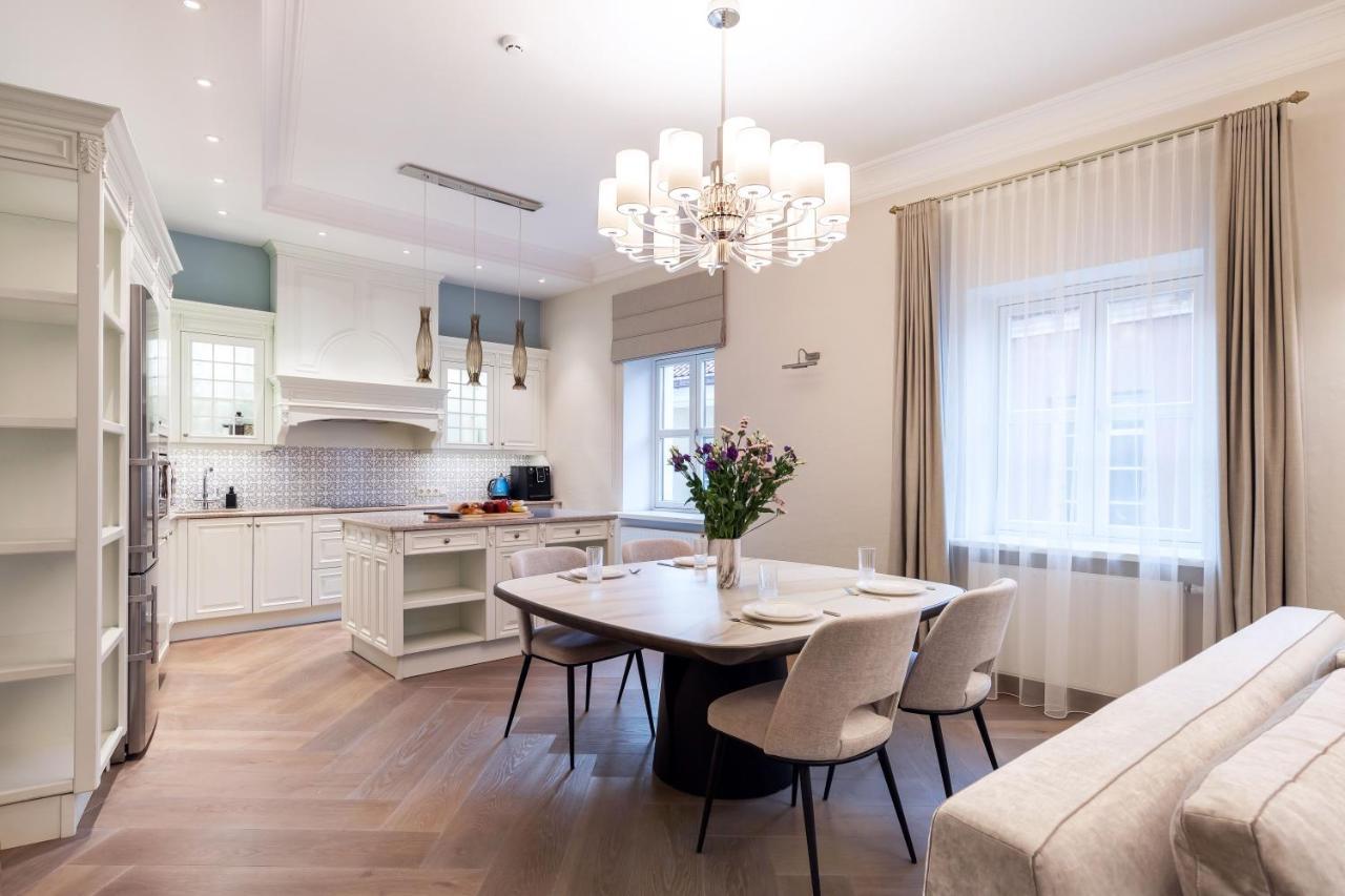 Luxury 2Bdr Heart Of Old Town Apartamento Vilnius Exterior foto
